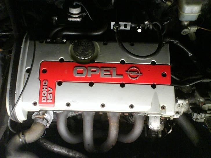 Opel vectra b 1,8 solgt - ny motor c20xe. det skal nok blive sjovt billede 8