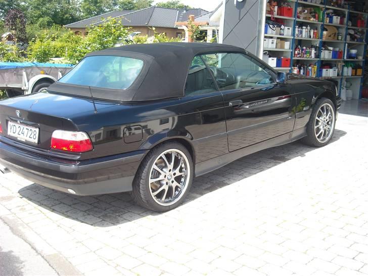 BMW 318 I Cabriolet Solgt billede 3