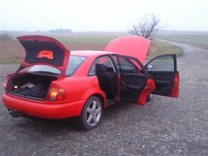 Audi A4 (SOLGT) billede 7