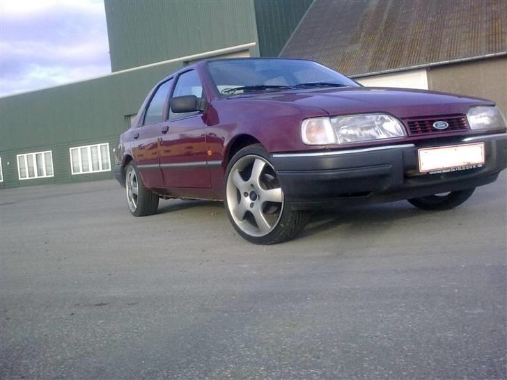 Ford Sierra 2,0 Solgt til søs billede 2