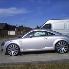 Audi TT Coupe quattro 