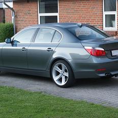 BMW 520i E60 