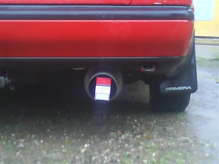 Nissan Primera #SOLGT# - Stor nok til at ryge ;) billede 4