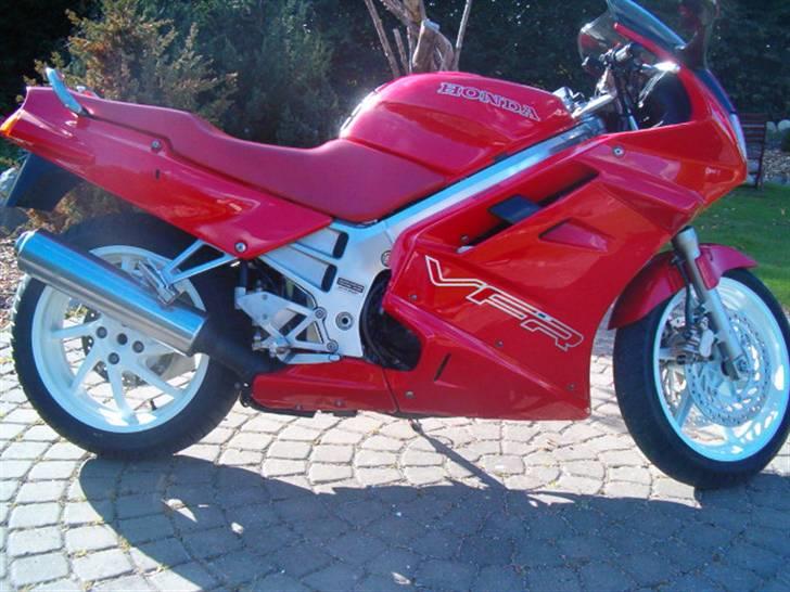 VW Golf 4 TDI - sommer køretøjet til når der skal benzin i blodet i stedet for olie.. billede 20