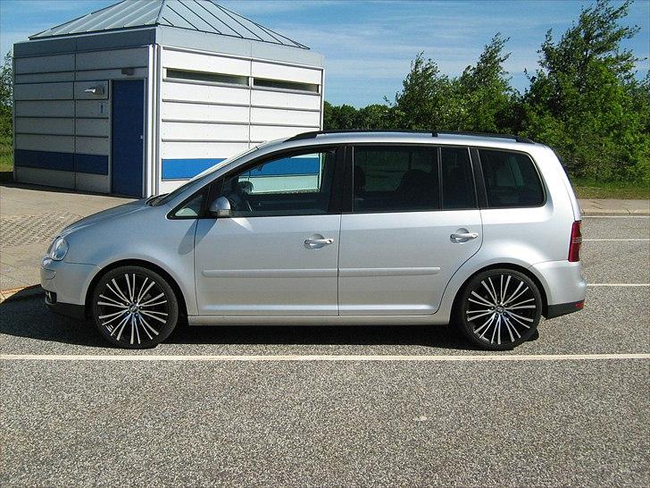 VW Touran Trendline "solgt" - Et lille billede fra siden  billede 4