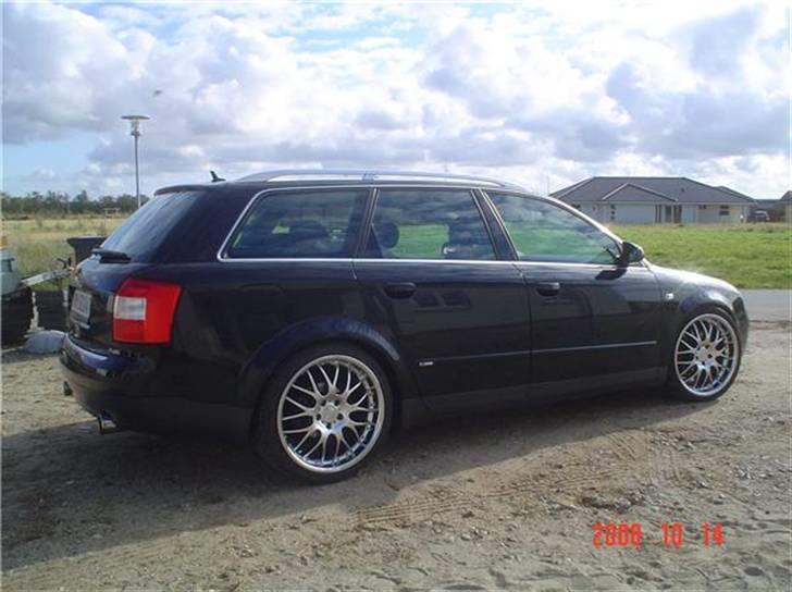 Audi A4 2.5 V6 TDI Avant  billede 2