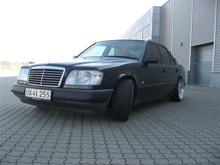 Mercedes Benz W124 260E billede 5