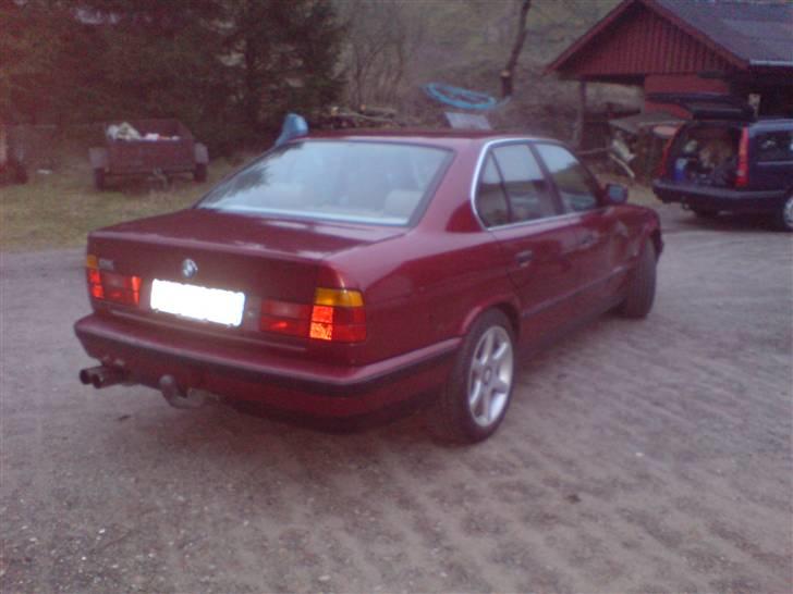 BMW e34 518i {SOLGT} billede 4
