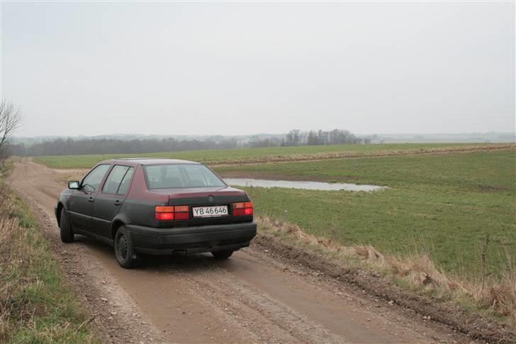 VW Vento CL 1.8 *solgt* billede 2