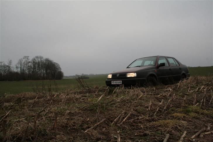 VW Vento CL 1.8 *solgt* billede 6