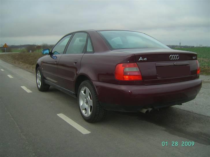 Audi A4 Turbo [SOLGT] billede 2