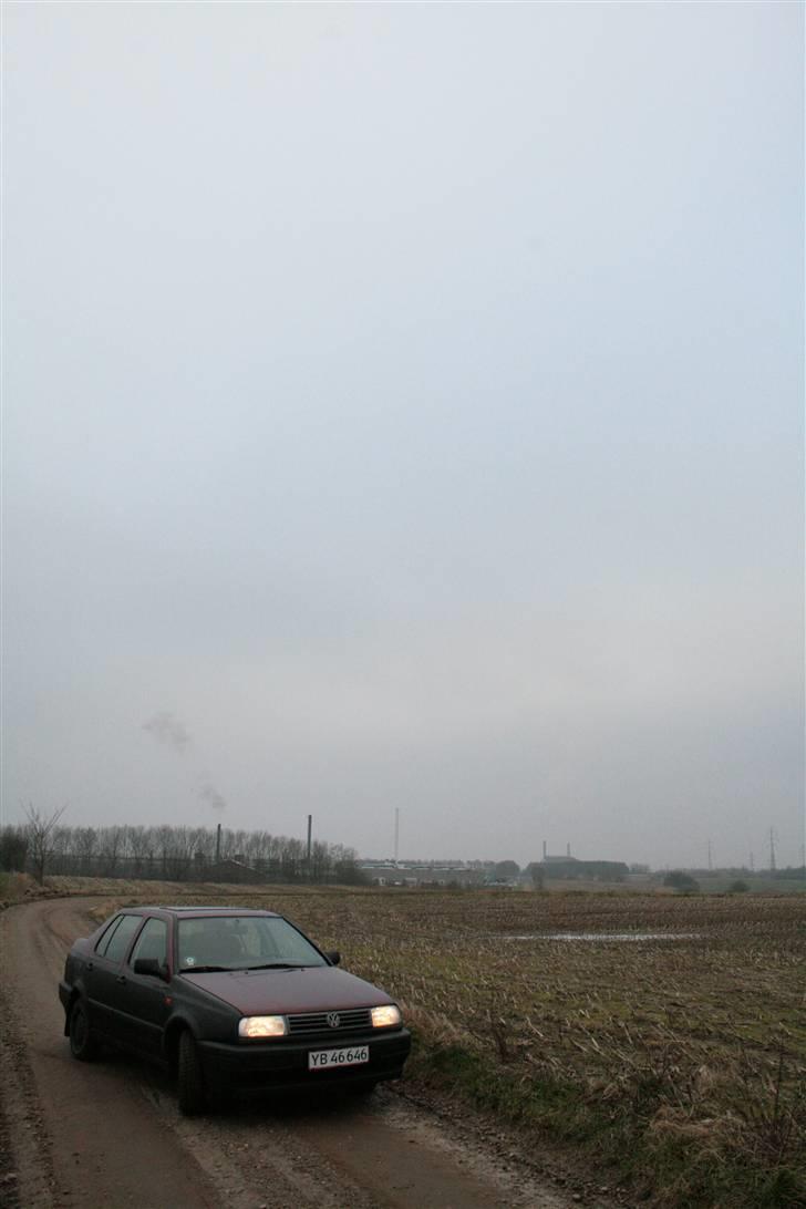 VW Vento CL 1.8 *solgt* billede 9