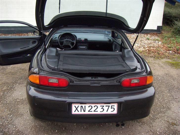 Mazda Mx3 TOTALTSKADET billede 4