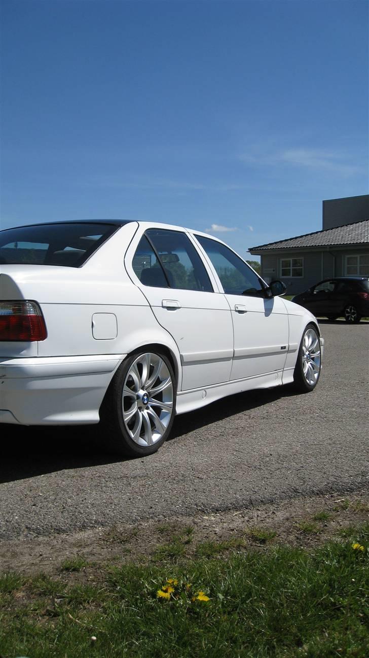 BMW 325I/328i  billede 18