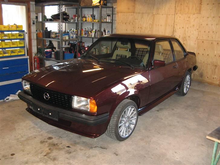 Opel Ascona B 2,0 billede 2