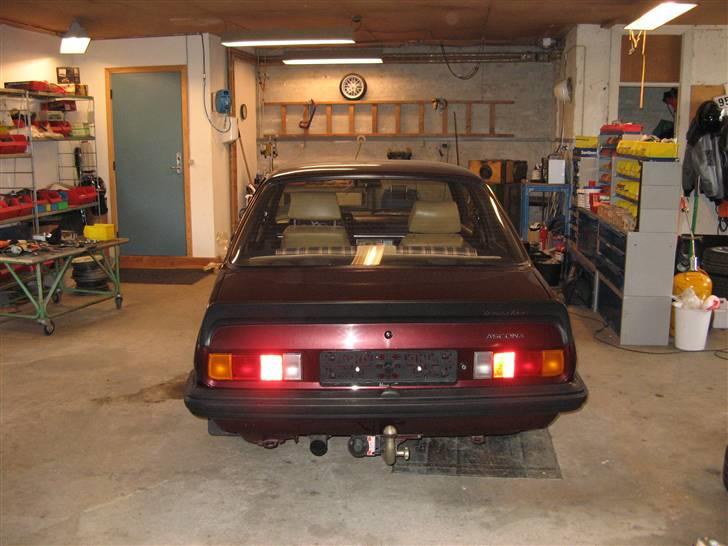 Opel Ascona B 2,0 - så kom der stylling på billede 3