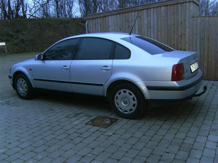 VW Passat, Limosine billede 14