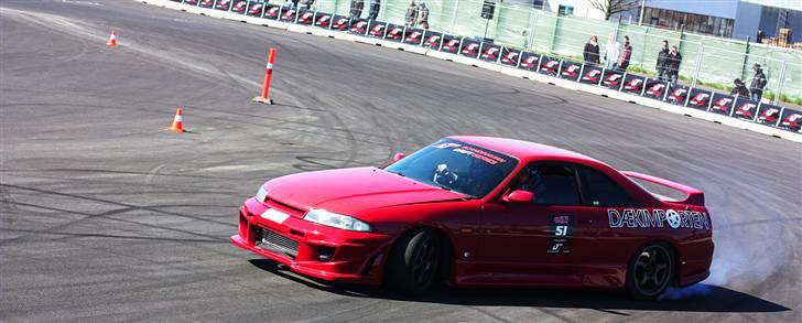 Nissan skyline gts25t billede 2