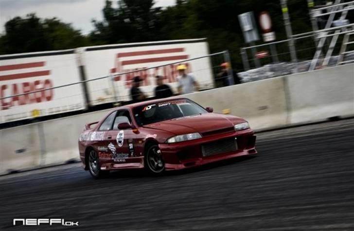 Nissan skyline gts25t billede 9