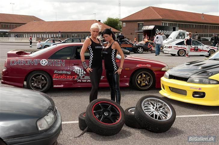 Nissan skyline gts25t billede 13