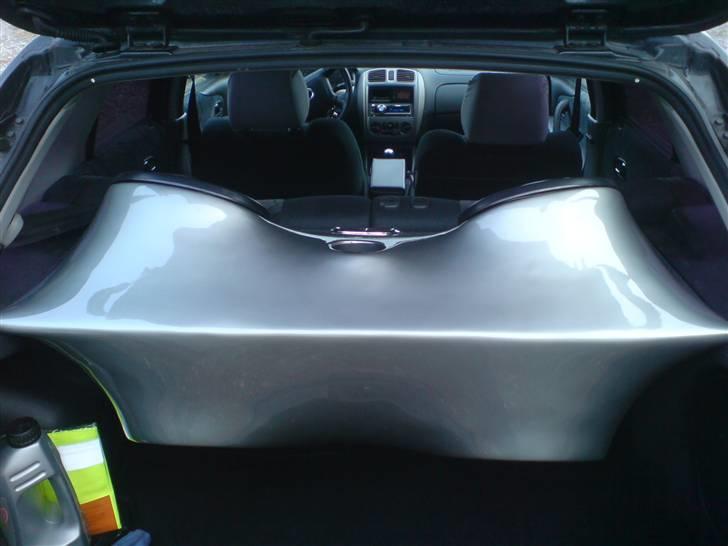 Mazda 323F -=SOLGT=- - Bybygget glasfiberanlæg 09 billede 8