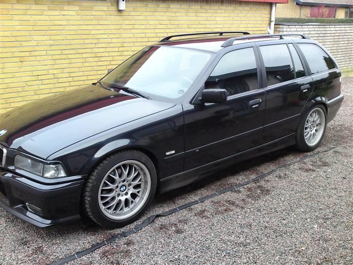 BMW 323i touring  billede 5