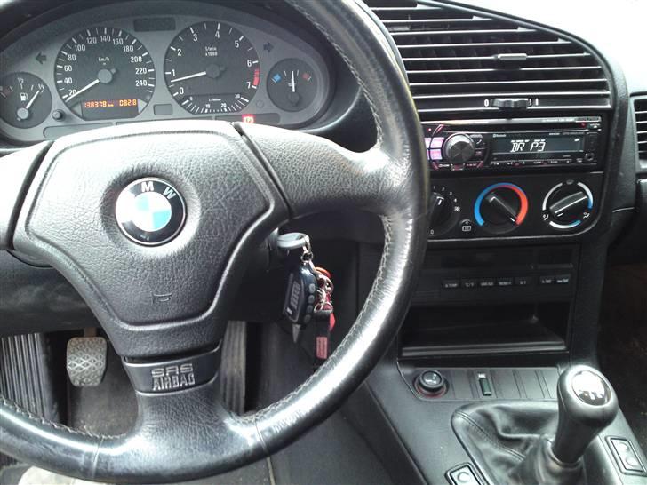 BMW 323i touring  billede 15