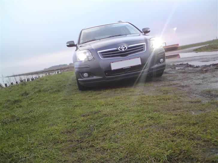 Toyota Avensis Sol plus Solgt!! - Skønt med Org. Xenon billede 1