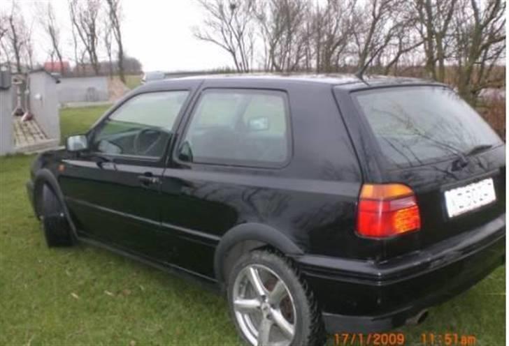 VW Golf 3 1,8 CL  - sån så den ud da jeg købte den billede 2