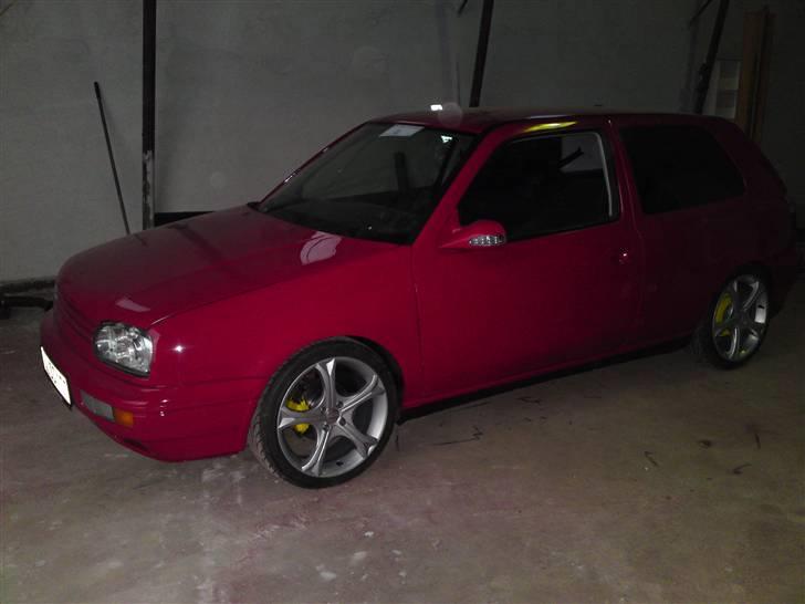 VW Golf III - Ja så mangler der bar lig en VR6 underlæbe og jeg er klar til sommeren ! :b billede 4