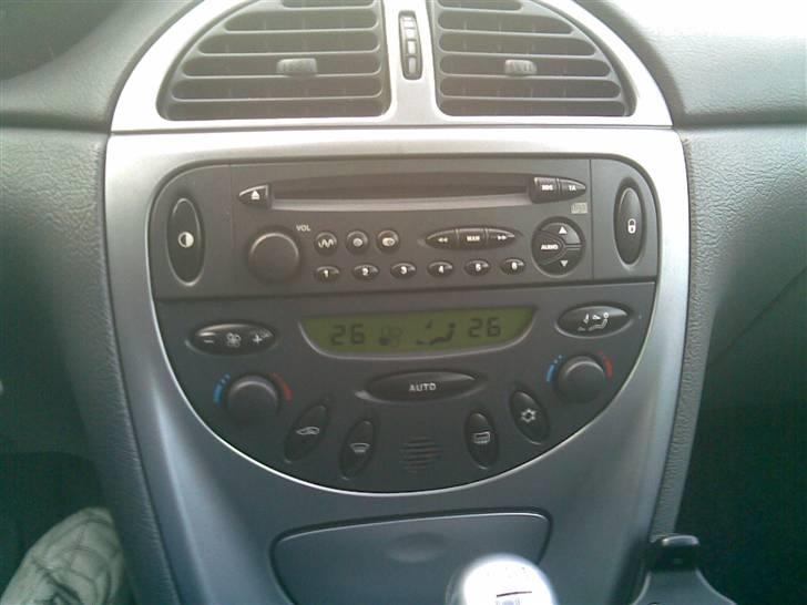 Citroën C5 2.0i Prestige SOLGT billede 12