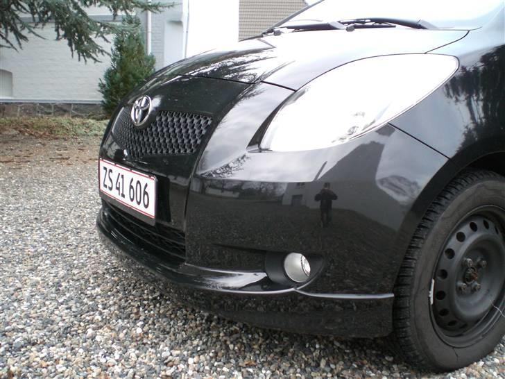 Toyota Yaris 1,3 Sol 5d SOLGT billede 6