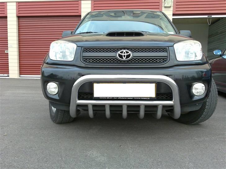 Toyota RAV4 2.0 D-4D (4x4) billede 1