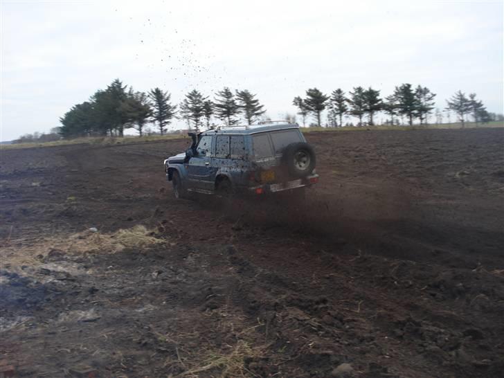 Nissan patrol gr billede 4