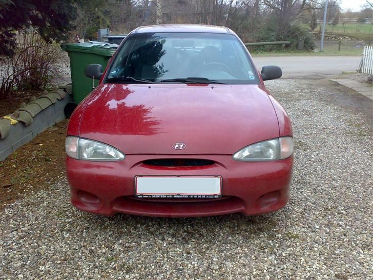 Hyundai accent... projekt billede 2