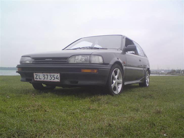 Toyota corolla 1,3 xli  Solgt billede 17