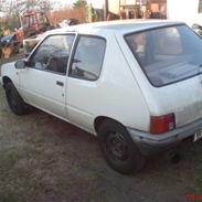 Peugeot 205 XL solgt