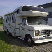 Ford Econoline 350 Born Free P