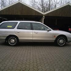 Ford  Mondeo 2.5 V6