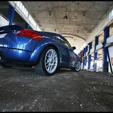Audi TT Coupé 180