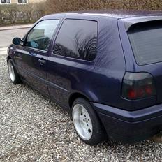 VW Golf 3 1.8 - Solgt -