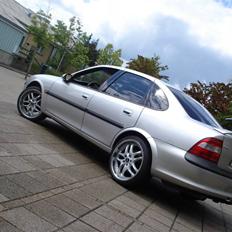 Opel Vectra B 2,0 16V Solgt