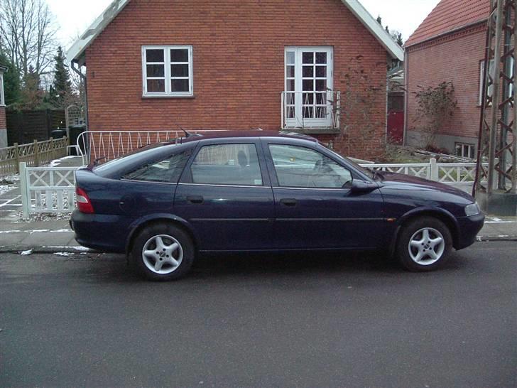 Opel Vectra-B ( Solgt ) billede 2