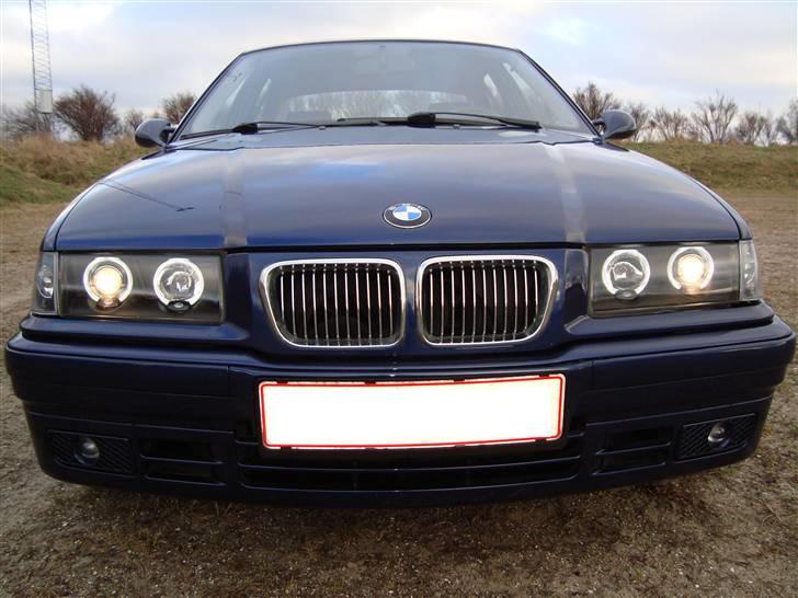 BMW E36 325i (SOLGT) billede 18