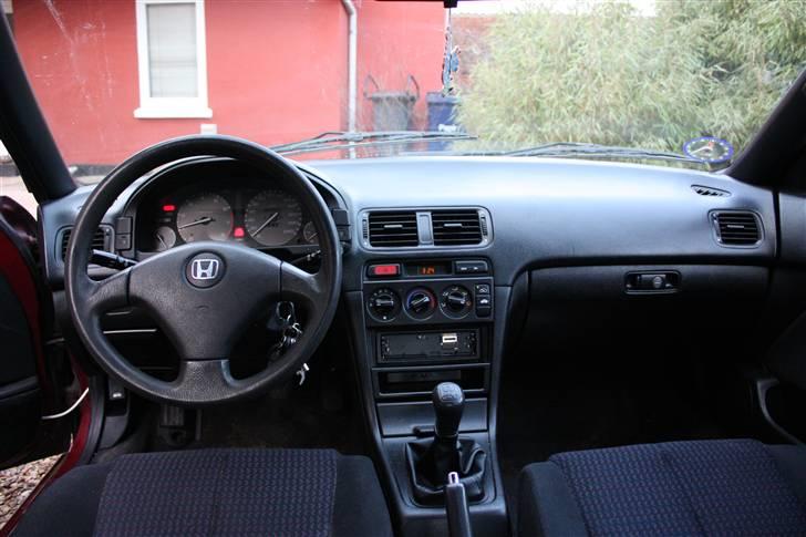 Honda accord  ( total skade ) billede 7