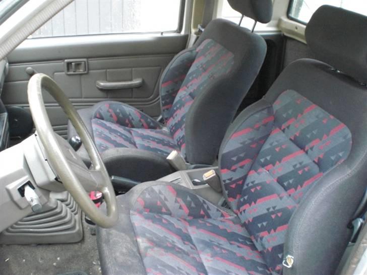 Nissan King Cab D21 Turbo i/c  - Mere behageligt end de originale sæder billede 5