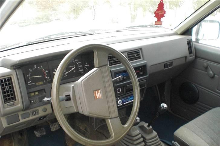Nissan King Cab D21 Turbo i/c  - -Et overflødighedshorn af luxus.... billede 8
