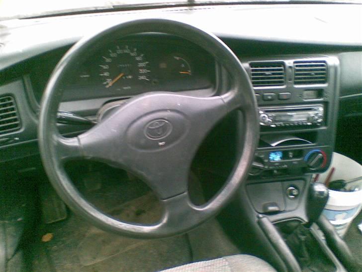 Toyota Carina E (solgt) billede 11