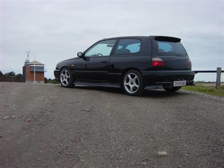 Nissan Sunny sr *SOLGT* billede 2