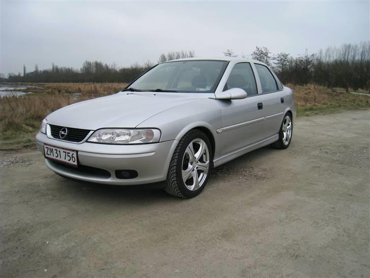 Opel Vectra B - SOLGT billede 4